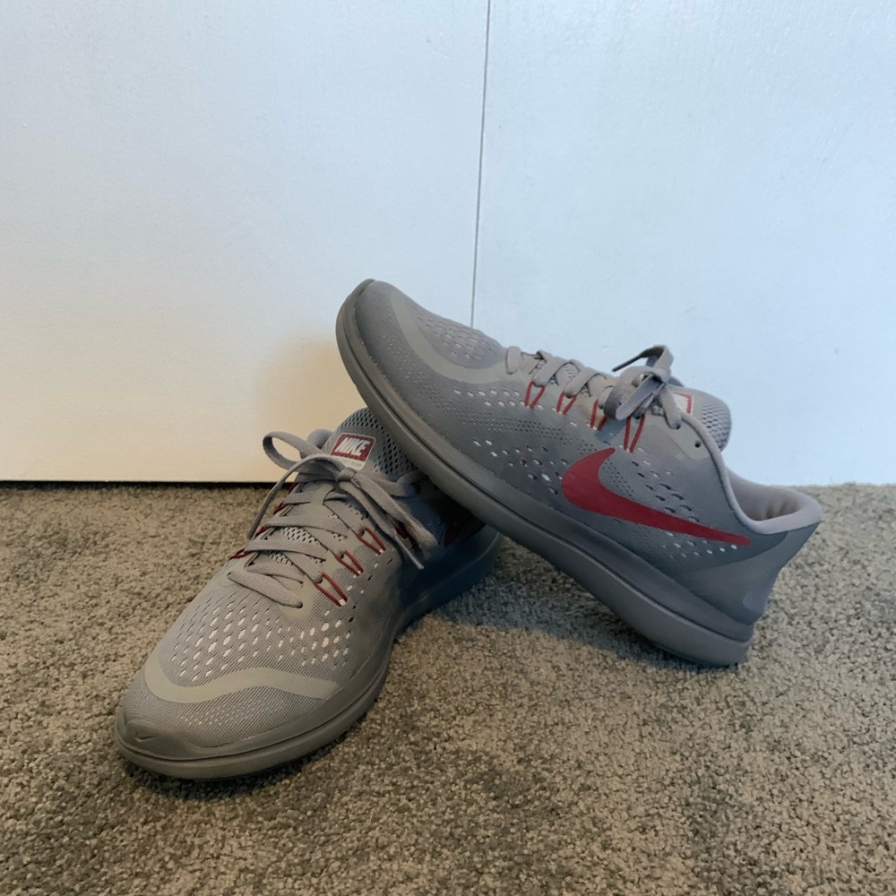 Nike Flex 2017 Run sneakers size 9.5